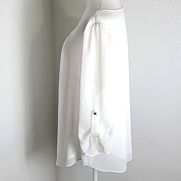 Roz & Ali White Blouse with Chiffon Overlay & Gold Bar Accent, Size 1X - Picture 6 of 9